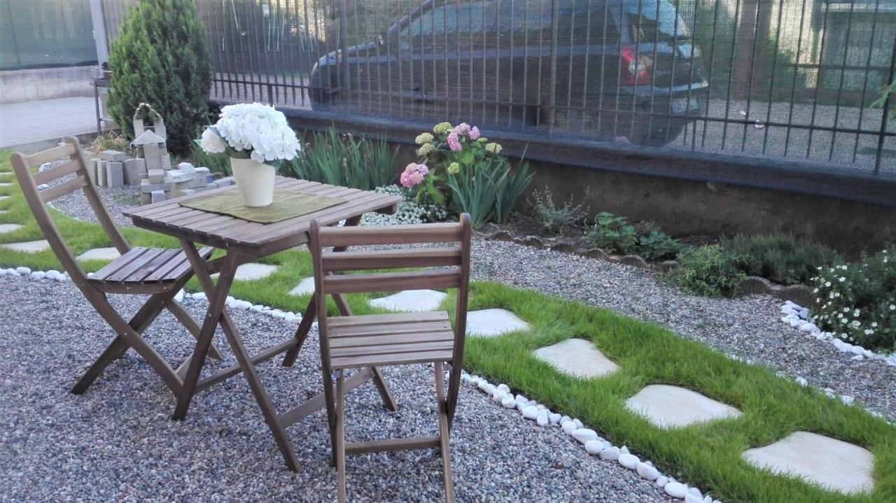 Jolie Maison Cassano Magnago Exterior foto